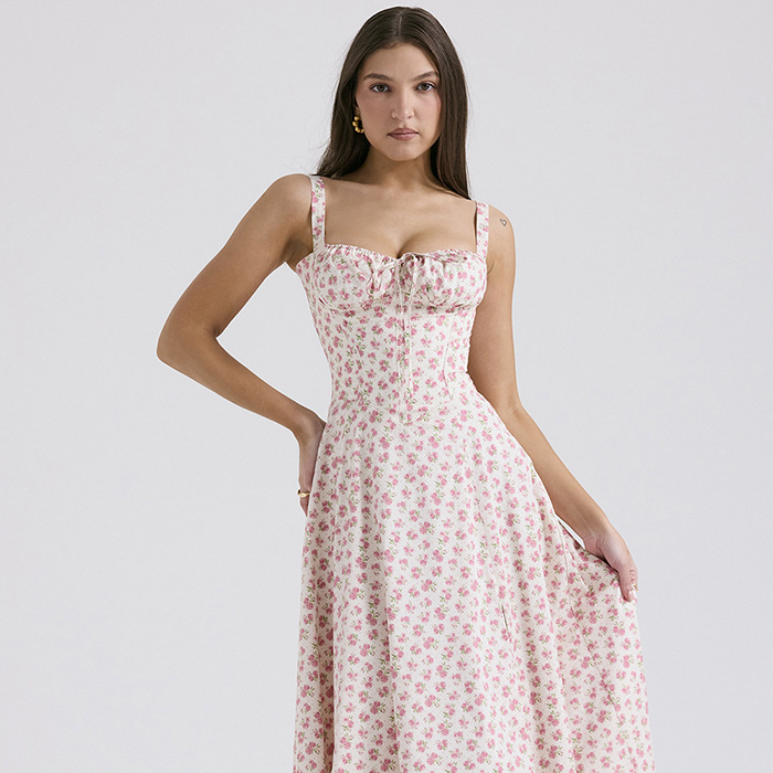 Womens Wear Custom  Womens Wear Custom